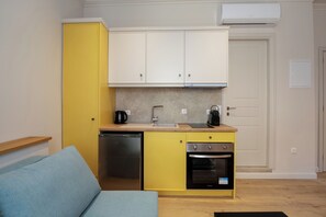 Private kitchen - Kantouni Mpizi Tratamento by Corfuescapes (Kerkira)