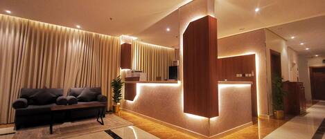 콘시어지 데스크