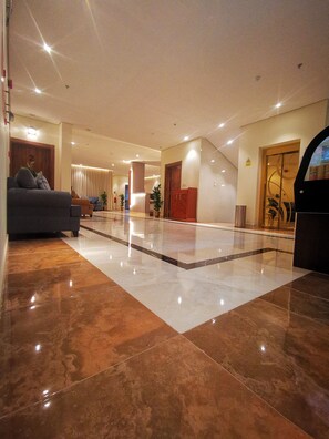 Reception - Sahab Al Wisam Apartments (Taif)