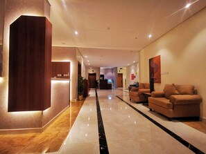 Reception - Sahab Al Wisam Apartments (Taif)