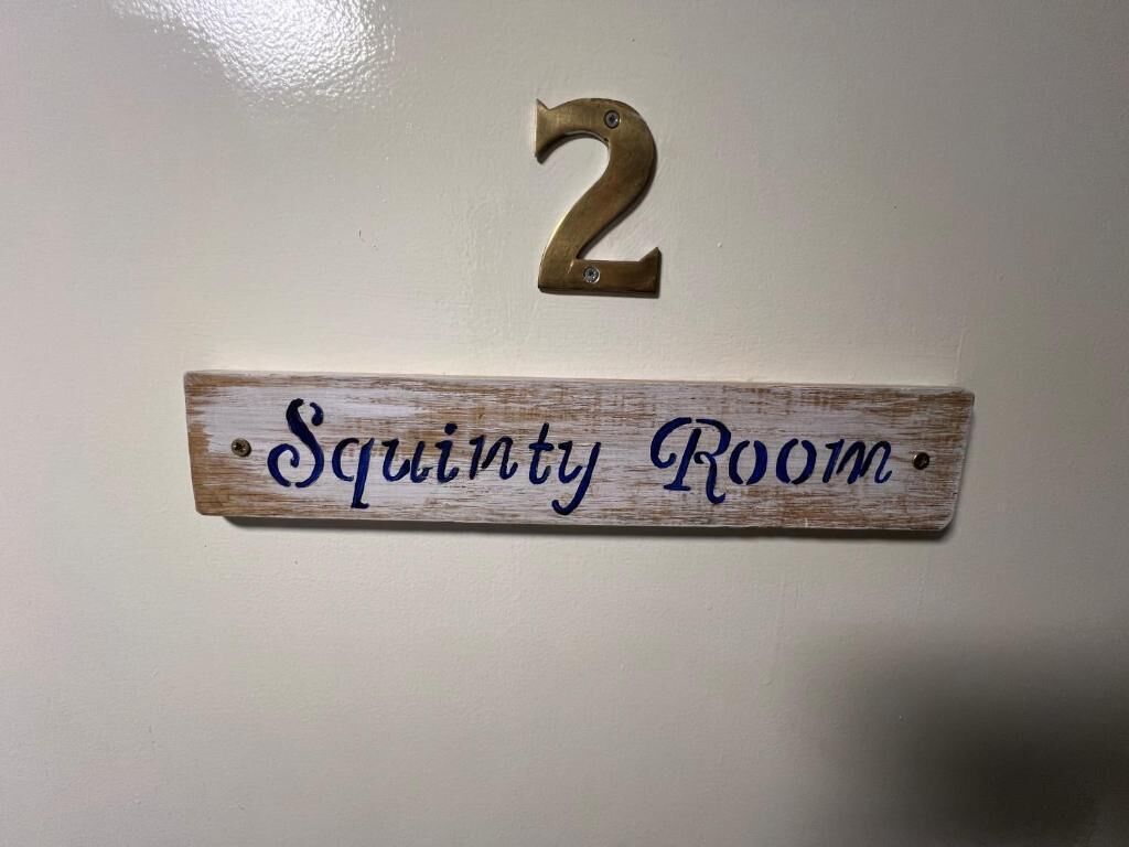 Family Suite, Courtyard View | Interior detail