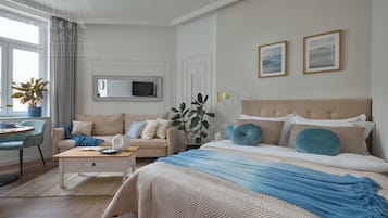 Suite Studio, 1 lit double et 1 canapé-lit, vue cour intérieure | Fer et planche à repasser, Wi-Fi gratuit