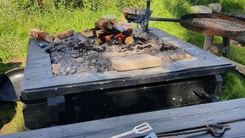 House, 1 Bedroom, Garden View | Property grounds