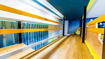 City Quadruple Room | Desk, free WiFi