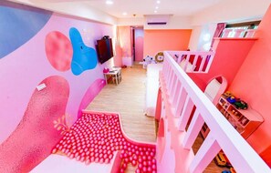 4 人部屋 | WiFi (無料)