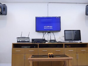 Karaoke room - Baanphet Sukphrom Wang Nam Khiao (Wang Nam Khiao)