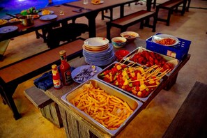 Living area - Baanphet Sukphrom Wang Nam Khiao (Wang Nam Khiao)
