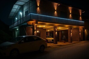 Imagen sin descripción, 5 de 6, botón