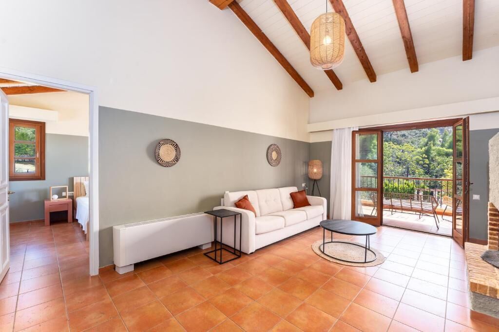 Family Suite, Balcony, Sea View | Living area