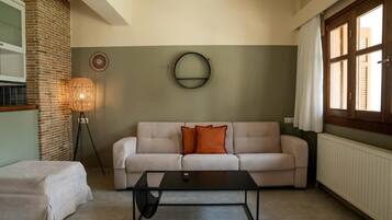 Apartment, Patio, Beach View | Living area