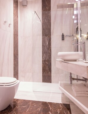 Executive Suite, Lagoon View | Bathroom