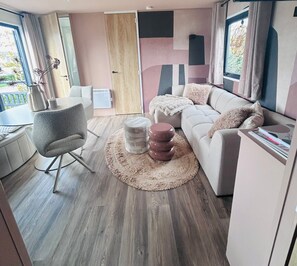 TV - Camping in de Bongerd - Kust&Q (Oostkapelle)