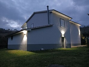 Exterior - Cozy country house at the foot of beautiful Mount Amiata 1732M (Abbadia San Salvatore)