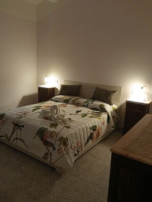 Iron/ironing board, WiFi, bed sheets - Cozy country house at the foot of beautiful Mount Amiata 1732M (Abbadia San Salvatore)