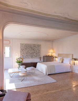 Presidential Apartment, Canal View | Spa