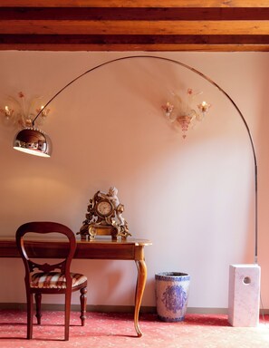 Superior Apartment, Courtyard View | Interior - Foscolo Apartments (Venice)