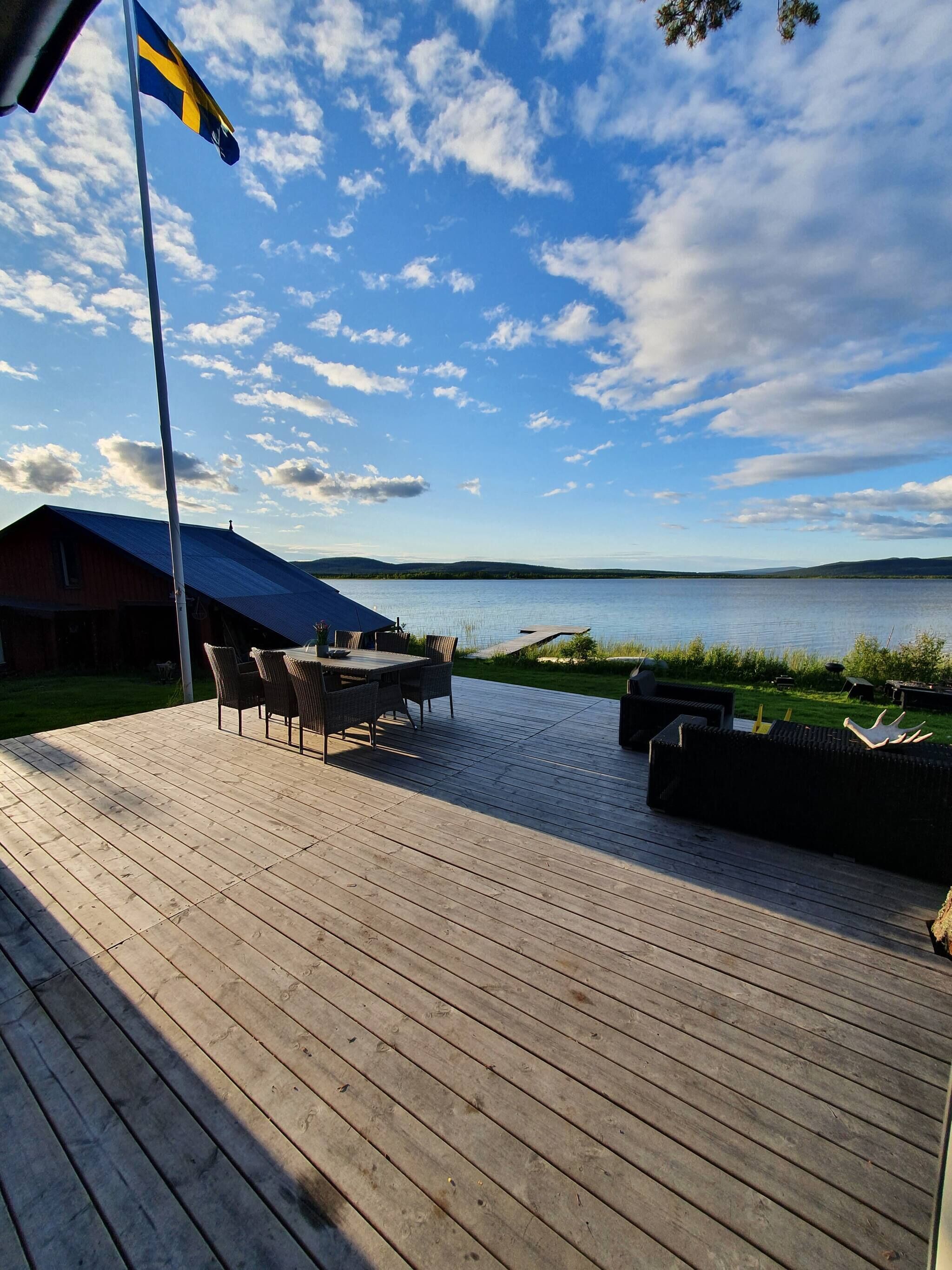 Huis, 3 slaapkamers, balkon, uitzicht op tuin | Buiten dineren