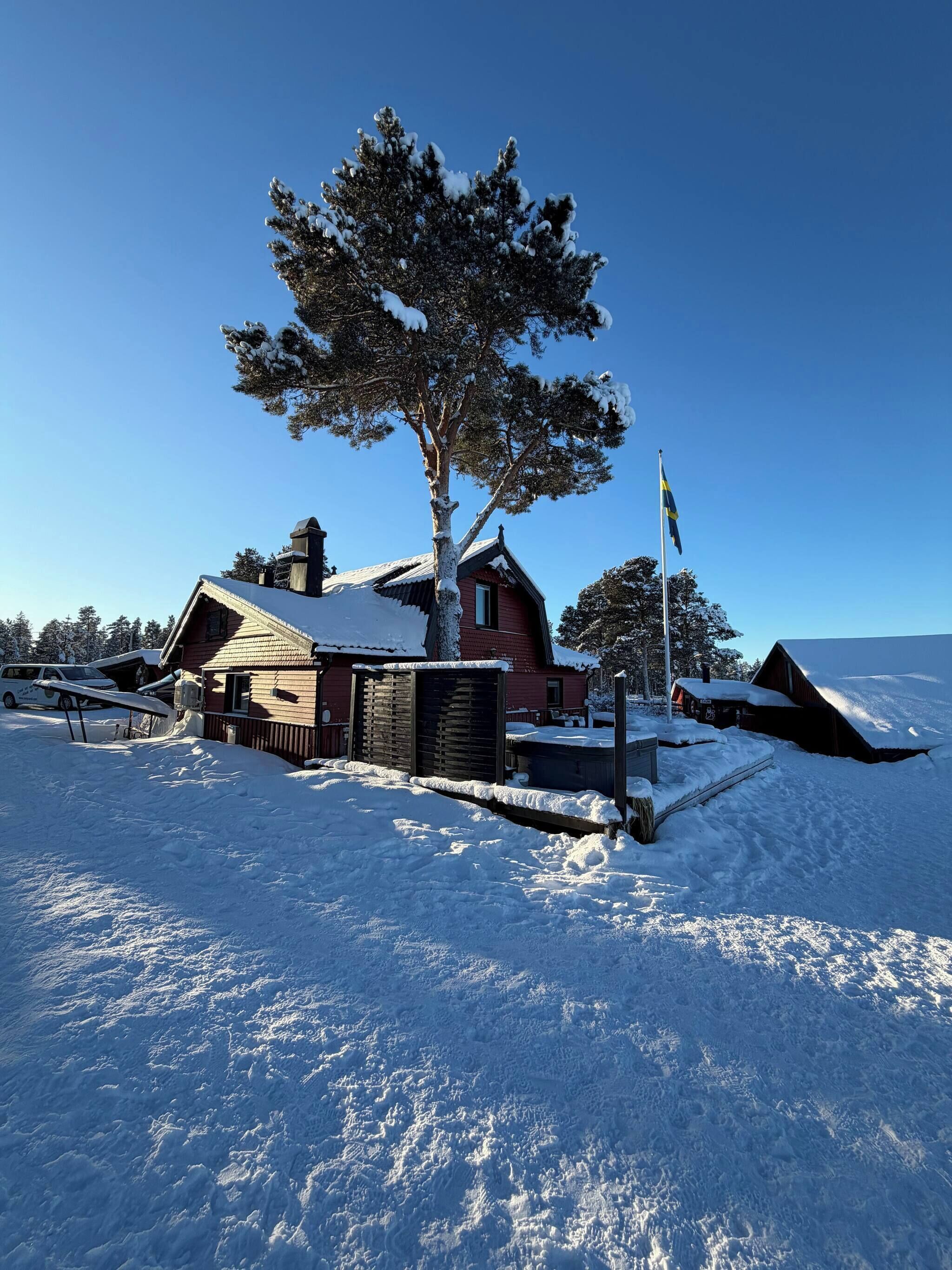 Hus - 3 sovrum - balkong - utsikt mot trädgården | Exteriör