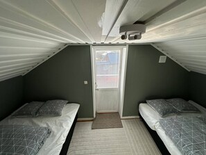 House, 3 Bedrooms, Balcony, Garden View - Camp Caroli Villa Aurora (Jukkasjarvi)