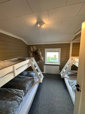 House, 3 Bedrooms, Balcony, Garden View | 3 bedrooms - Camp Caroli Villa Aurora (Jukkasjarvi)