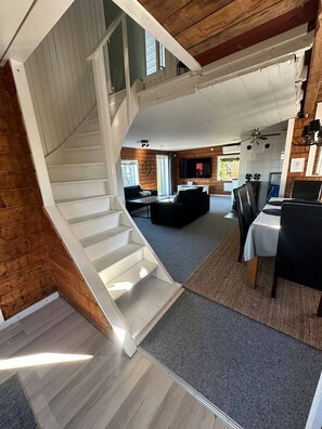 House, 3 Bedrooms, Balcony, Garden View | Interior - Camp Caroli Villa Aurora (Jukkasjarvi)