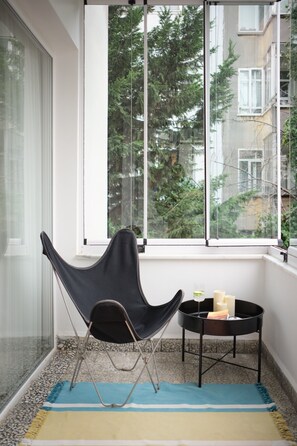 Interior - Bright & Spacious 2 Bedroom Family Apartment in Vibrant Moda (İstanbul)