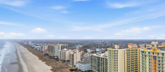 Tropical Tide Large Group Beach Retreat Sleeps 24