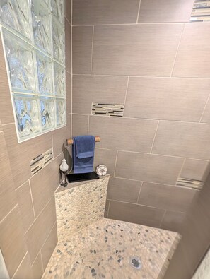 Spa - Coastal Breeze - Easy Second Floor Comfort in the Fountains (Lutz)