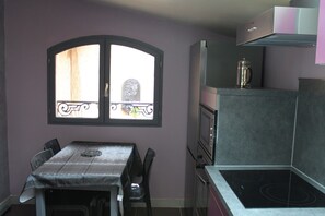 Nicht klassifiziertes Bild, 2 von 15, Schaltfläche