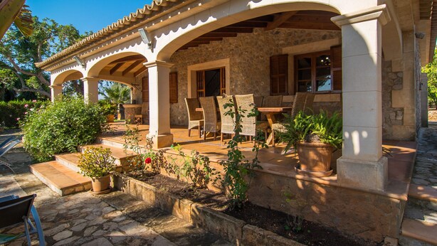 Outdoor dining - Villa for 6 people with private pool (Inca)