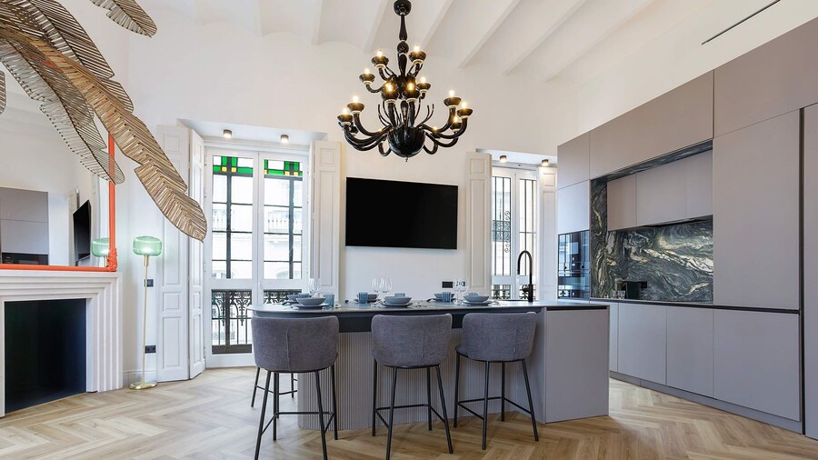 Spectacular 3BD Apartment in Sevilla Antonia Diaz IV