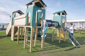 Casa, 3 camere da letto, vista giardino | Area bambini