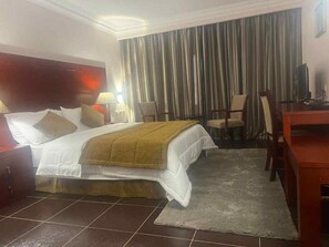 미분류 이미지, 5/13장, 버튼