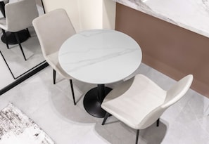 House - Stayshort - Comfortable Studio Stay in Arjan Sleeps 3 (Dubai)