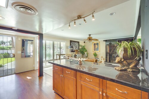 4 Mi to Indian Wells Tennis: Home w/ Mtn Views!