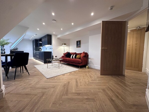 Unclassified image, 1 of 28, button - 1000sft 2 bed Penthouse in Leyburn’s Iconic Bank (Leyburn)