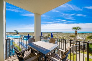 Condo, 2 Bedrooms | Outdoor dining - Phoenix Vi 6104 2 Bedroom Condo (Orange Beach)