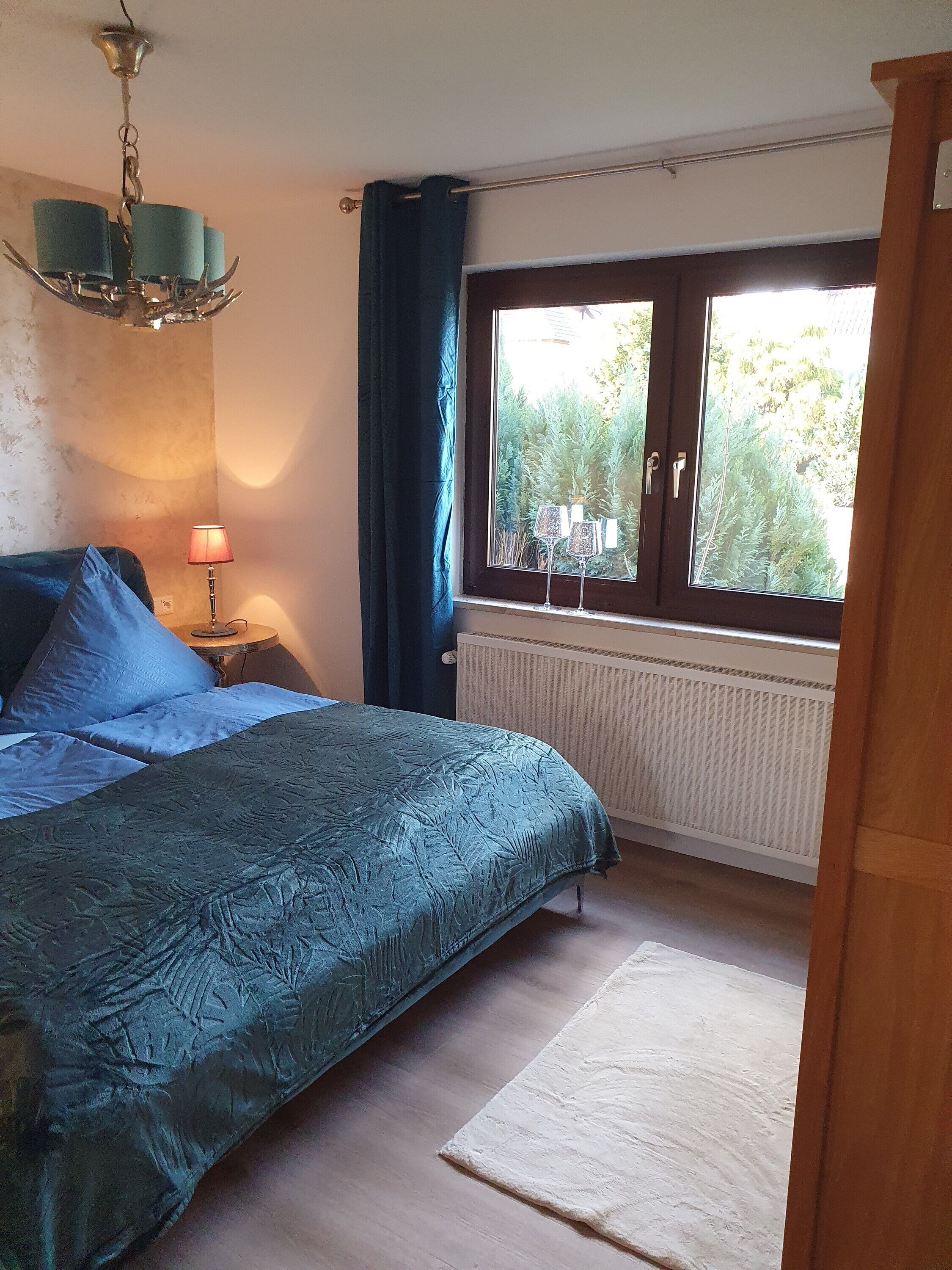 Bügeleisen/Bügelbrett, WLAN, Bettwäsche