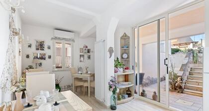 Domo Antico Borgo - White Room