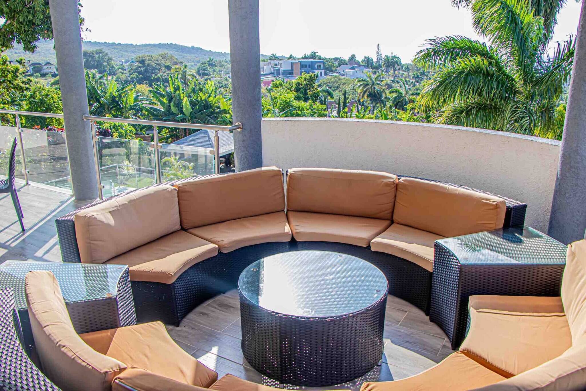 Villa, 6 Bedrooms, Accessible, Smoking | Balkoni