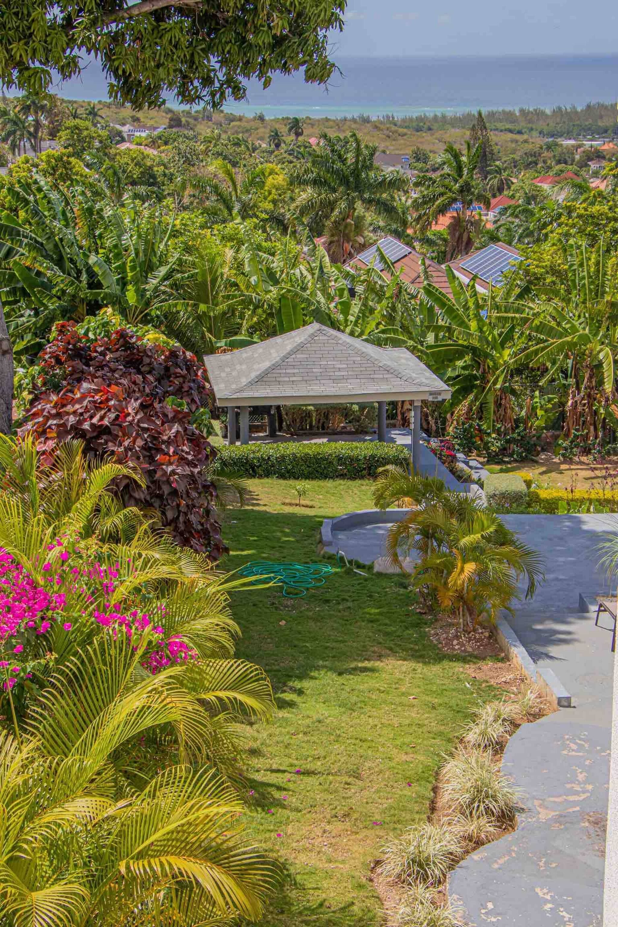 Villa, 6 Bedrooms, Accessible, Smoking | Property grounds