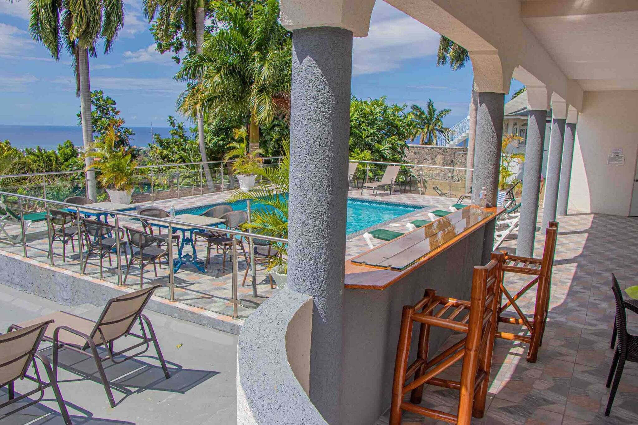 Villa - 6 soveværelser - handicapvenligt - ryger