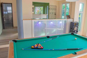 Villa - 6 soveværelser - handicapvenligt - ryger