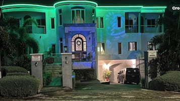 Villa, 6 Bedrooms, Accessible, Smoking | Bahagian luar