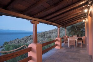 Swell Villa | Lanai - Cypresses Villas (South Pelion)