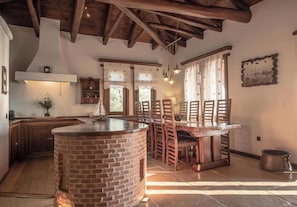 Villa, Meerblick | Eigene Küche | Kühlschrank, Ofen, Herdplatte, Geschirrspüler