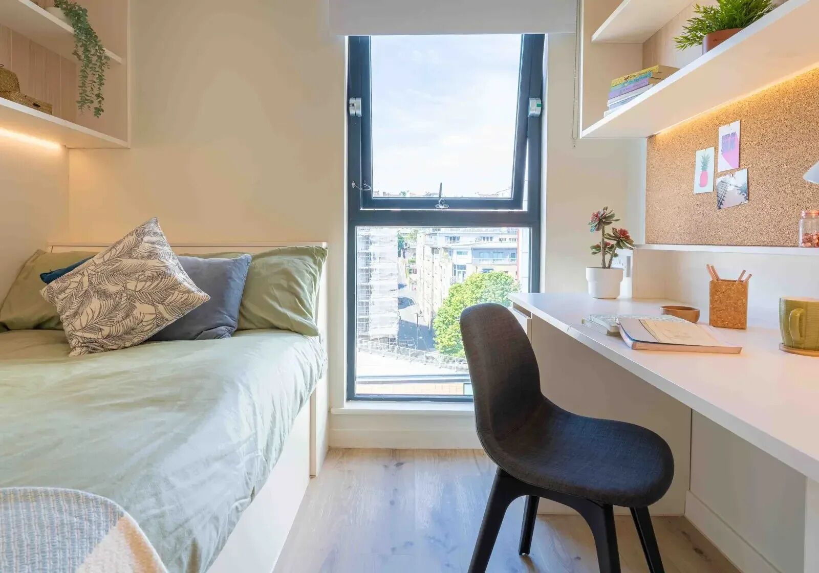 Quarto solteiro, para não fumantes | Ferros/tábuas de passar roupa, Wi-Fi de cortesia