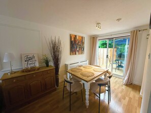 House, 3 Bedrooms, Smoking, Patio | Dining room - Near Tower Bridge 3 Bedroom House With p (London)