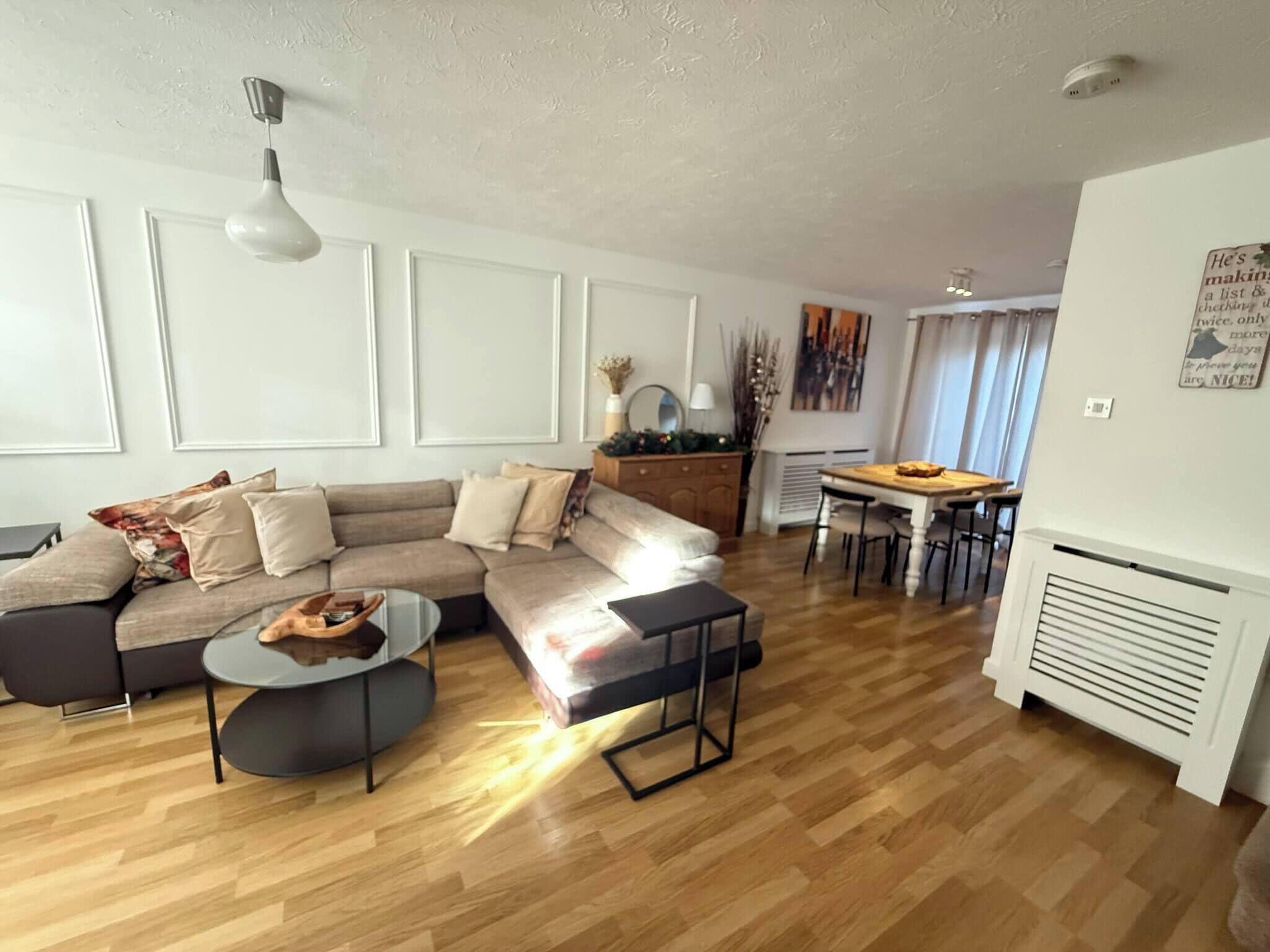 House, 3 Bedrooms, Smoking, Patio | Living area