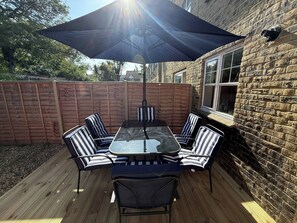 House, 3 Bedrooms, Smoking, Patio | Terrace/patio - Near Tower Bridge 3 Bedroom House With p (London)